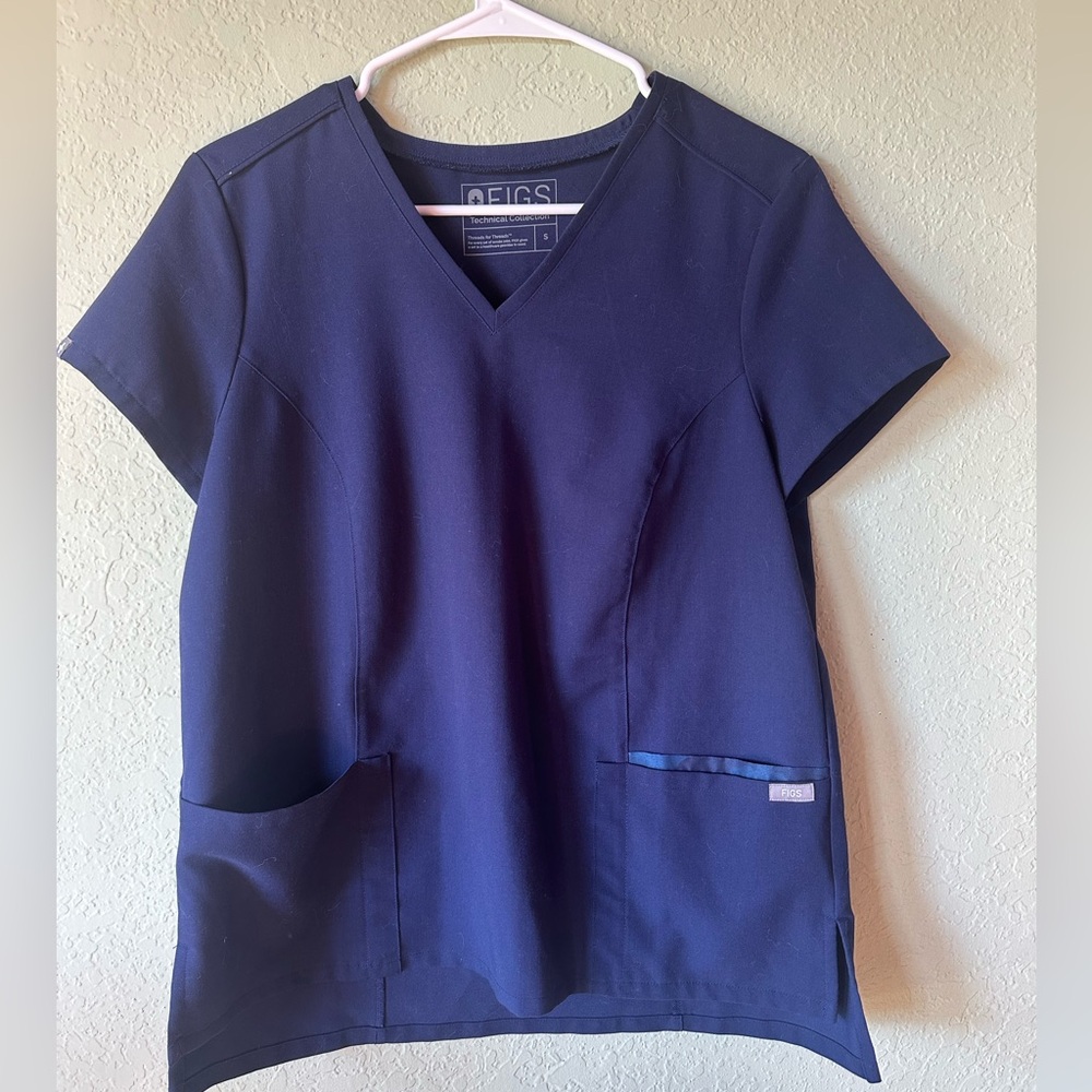 Figs navy scrub top